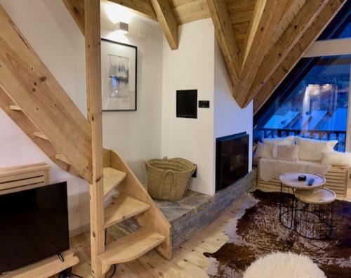 Muntanyo Luxury Lodge Con Sauna, Parking Y Guardaesquis En Ruda Tredós المظهر الخارجي الصورة